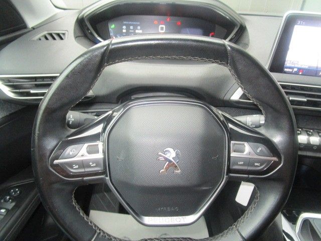 Fahrzeugabbildung Peugeot 3008 Allure