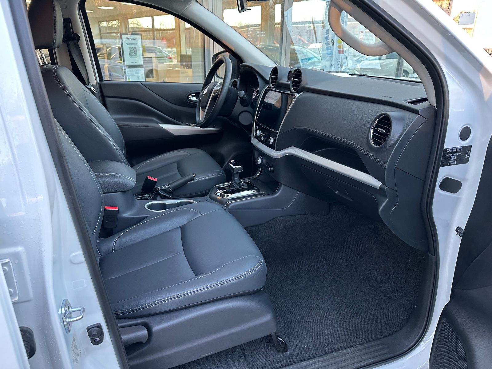 Fahrzeugabbildung DFSK Rich 6 Pick Up 4x4 DIESEL AUTOMATIK 3TO ANH