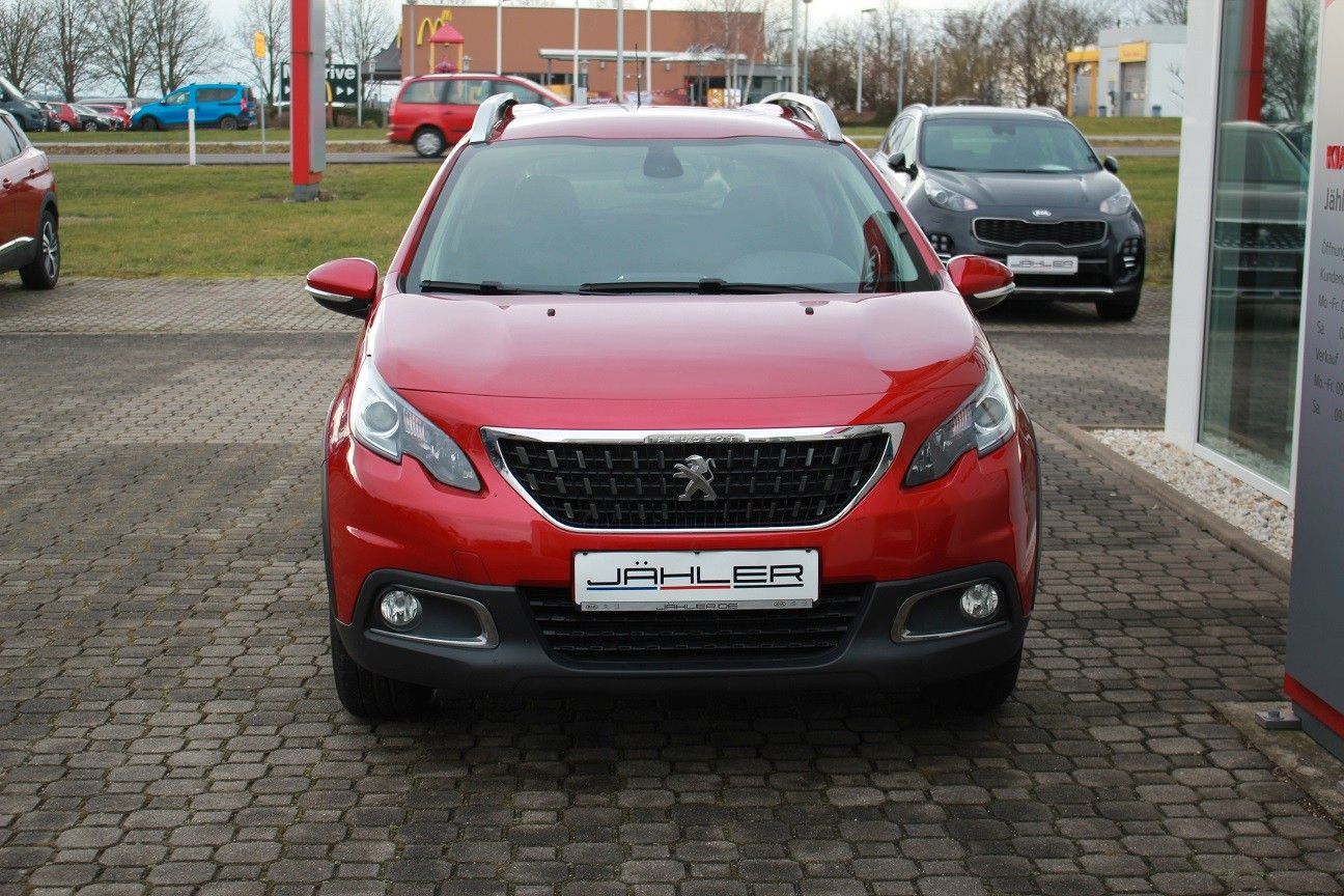 Fahrzeugabbildung Peugeot 2008 SIGNATURE