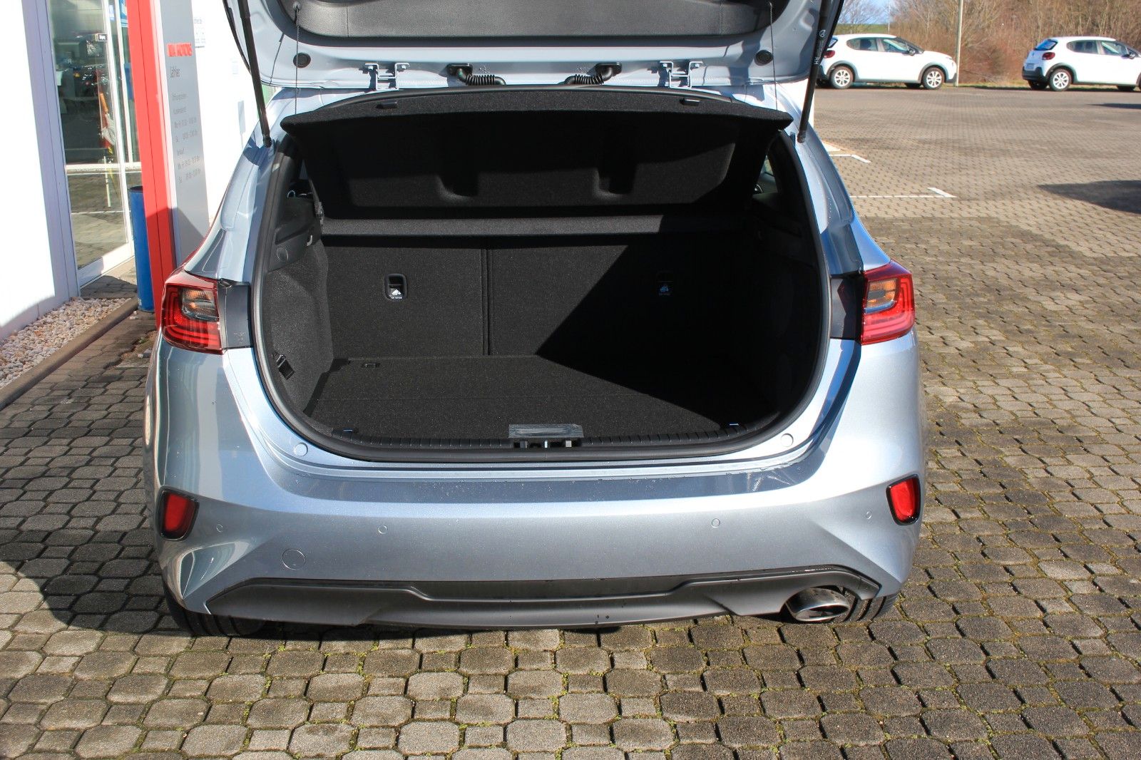 Fahrzeugabbildung Kia CEED 1.5 T-GDI DCT SPIRIT