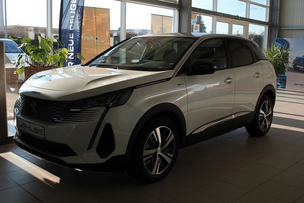 Peugeot 3008 HYBRID 225 ALLURE