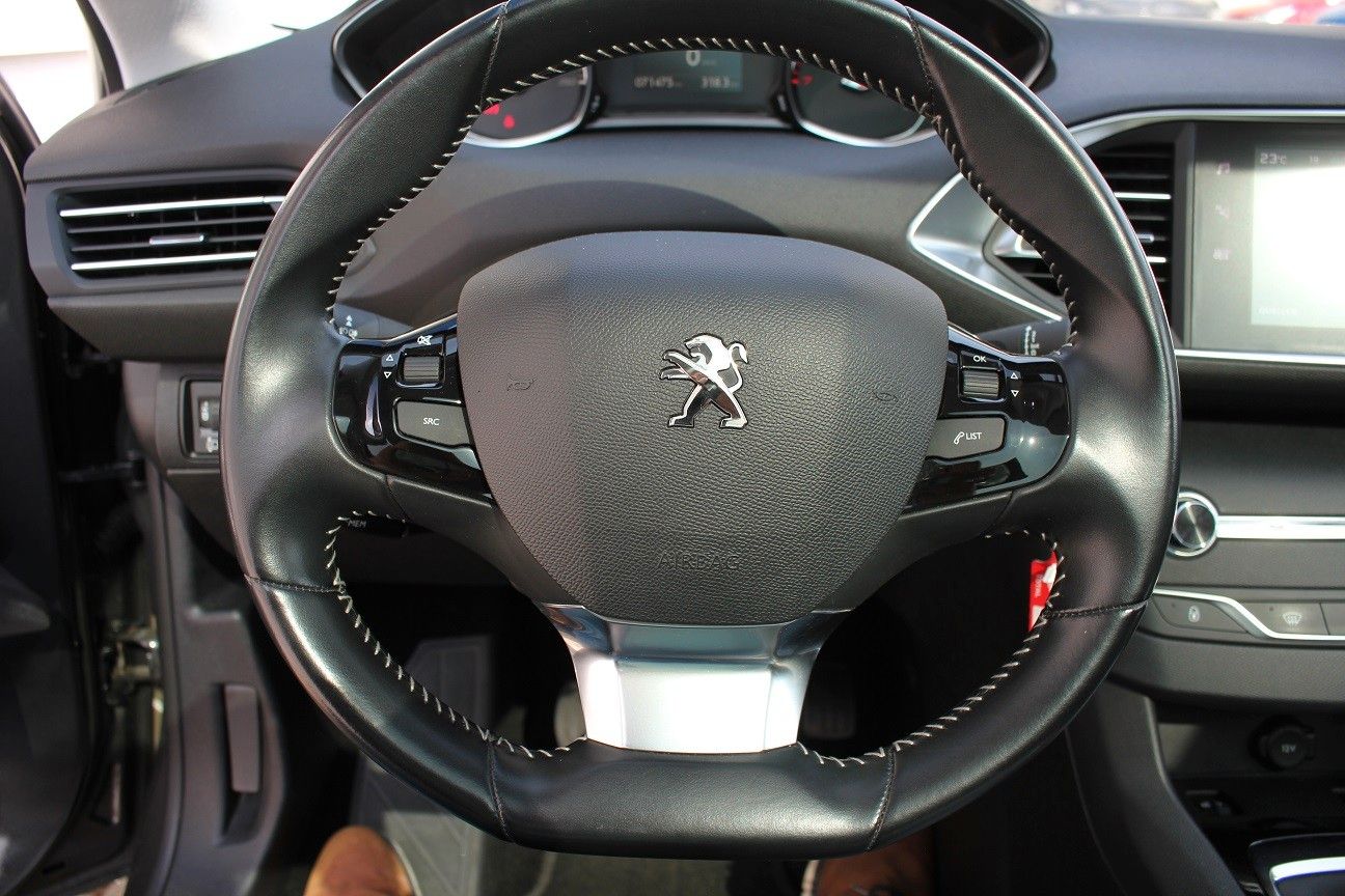 Fahrzeugabbildung Peugeot 308 SW Style