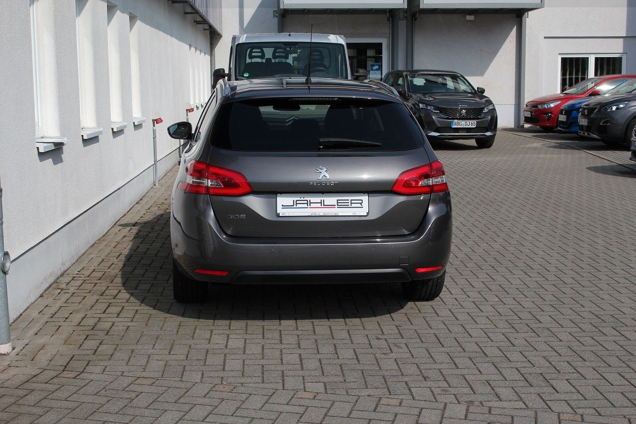 Fahrzeugabbildung Peugeot 308 SW Style