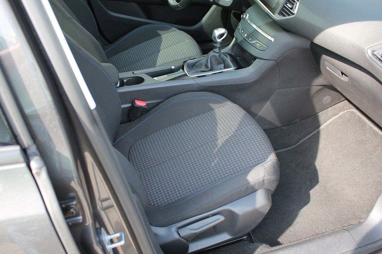 Fahrzeugabbildung Peugeot 308 SW Style