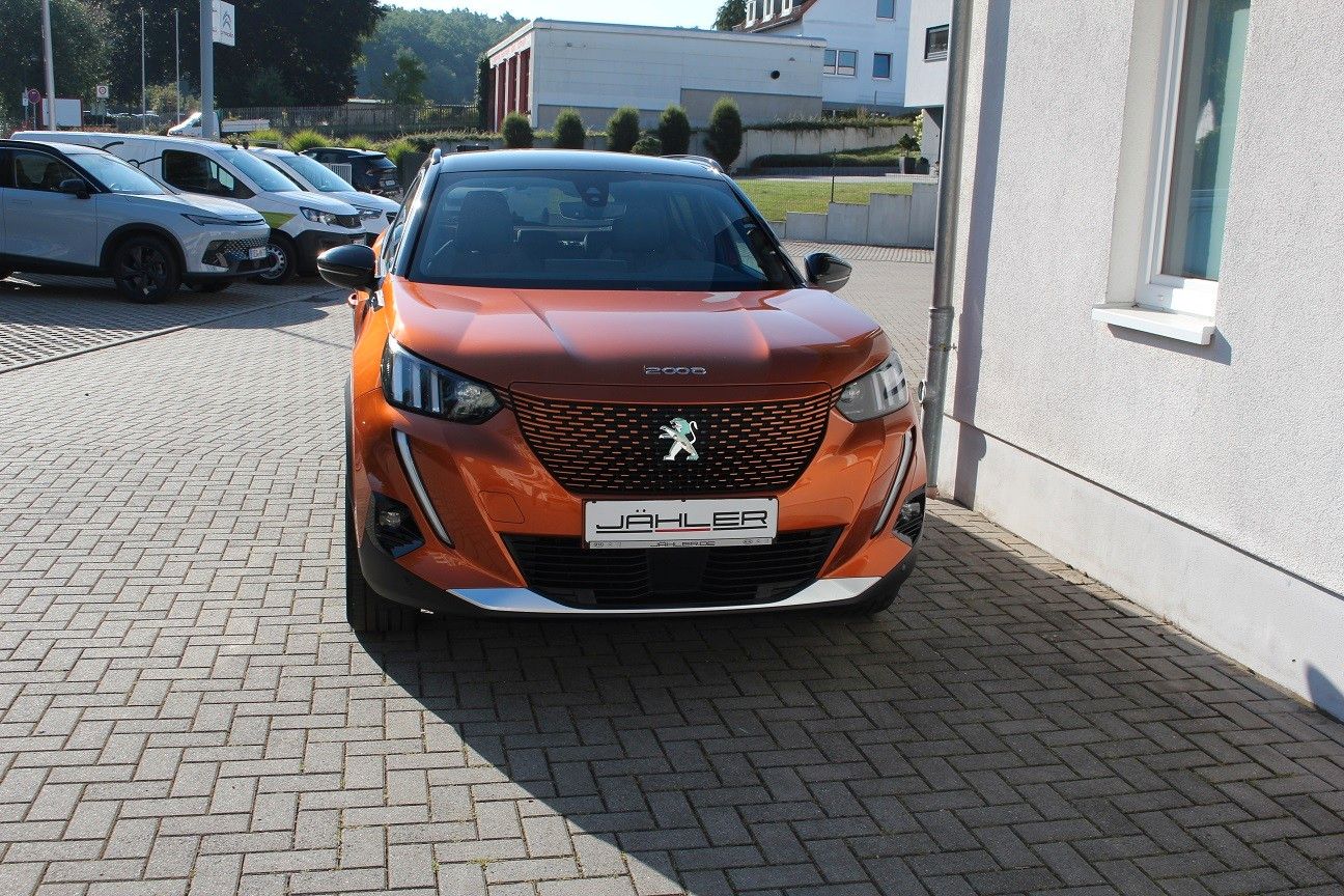 Fahrzeugabbildung Peugeot 2008 e- GT
