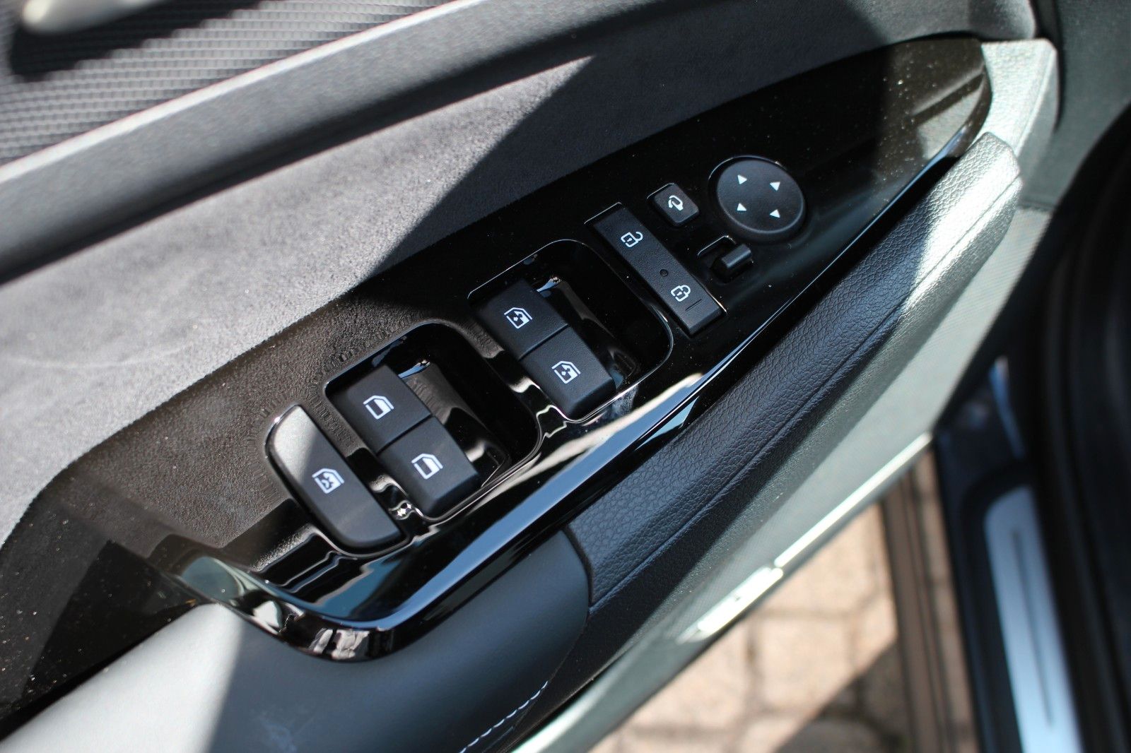 Fahrzeugabbildung Kia SPORTAGE GT-LINE VFW 4WD DCT DRIVE GLASD. SOUND