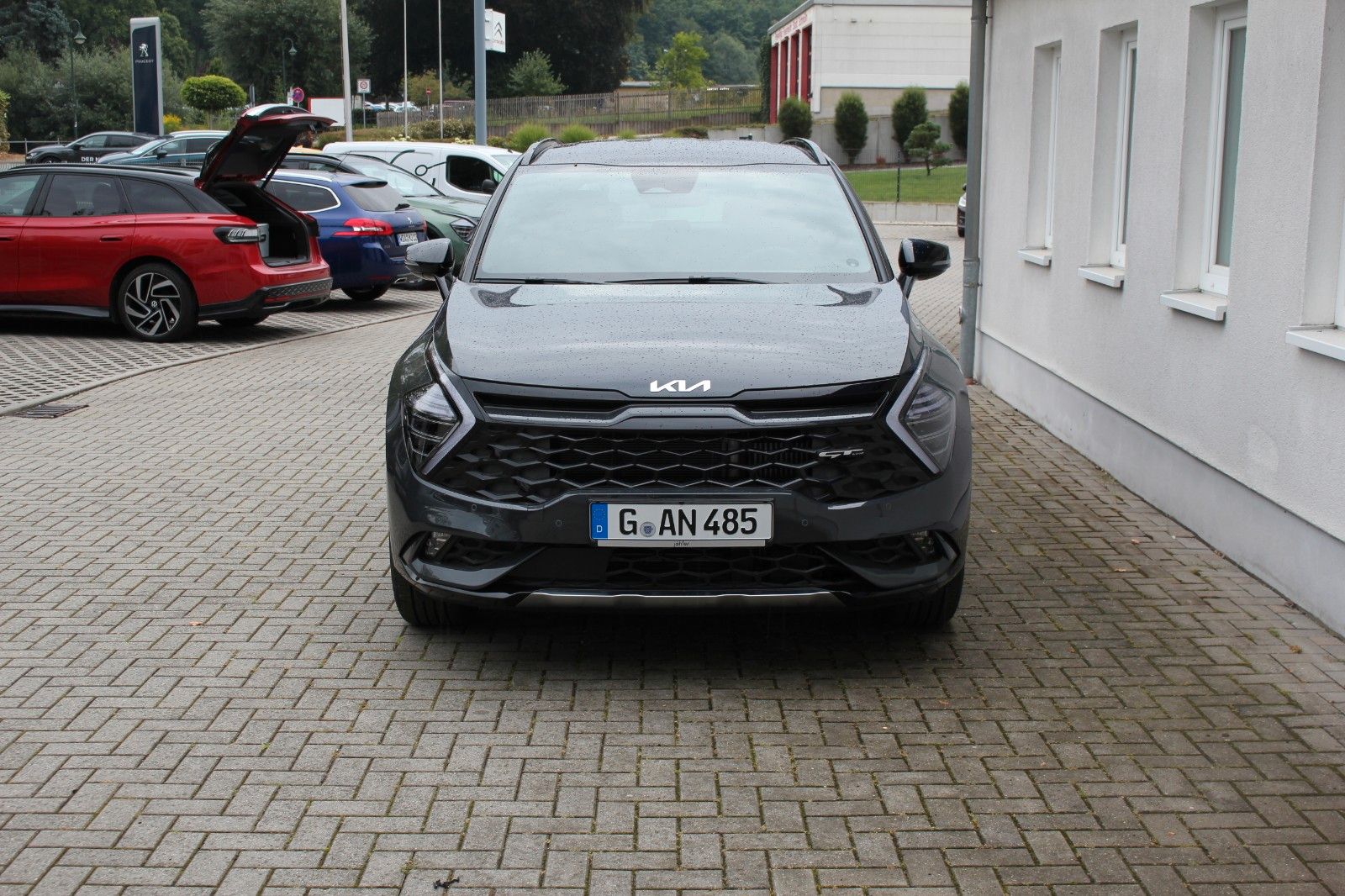 Fahrzeugabbildung Kia SPORTAGE GT LINE HYBRID 215PS