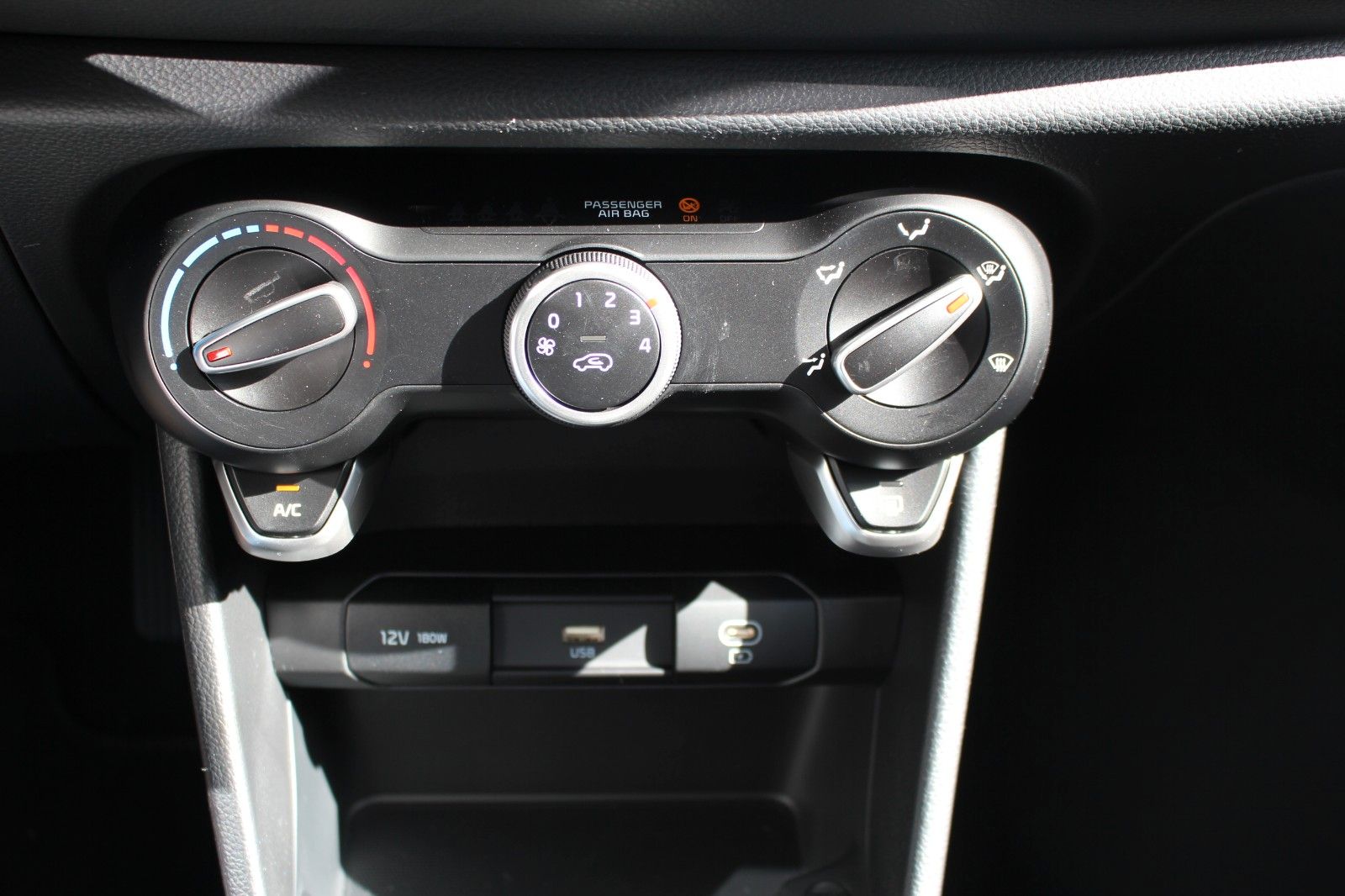 Fahrzeugabbildung Kia PICANTO VISION 1.2 79PS