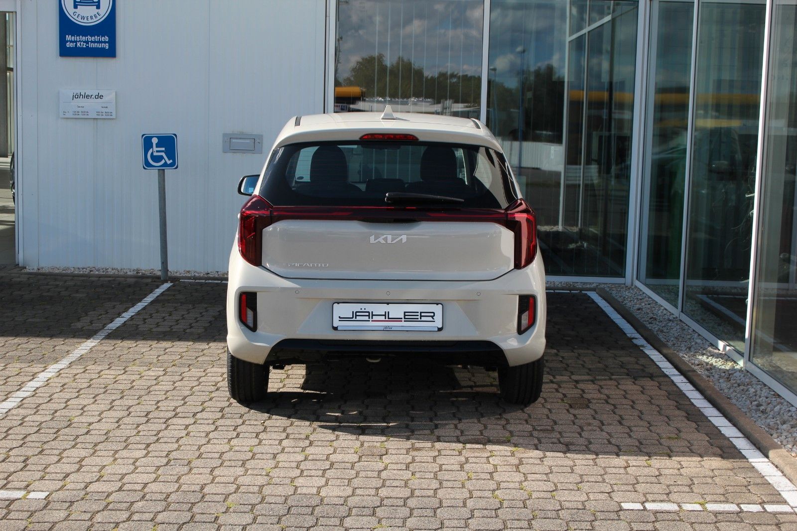 Fahrzeugabbildung Kia PICANTO VISION 1.2 79PS
