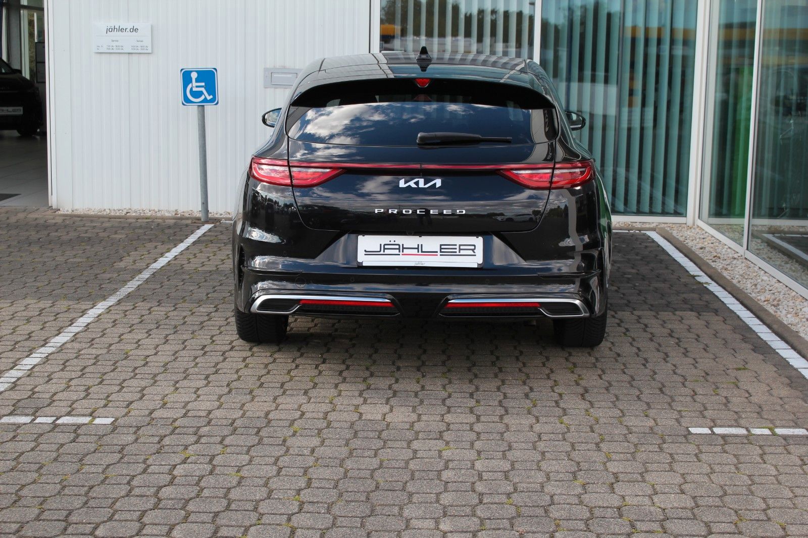 Fahrzeugabbildung Kia PROCEED GT LINE TECH PERF GD LEDER