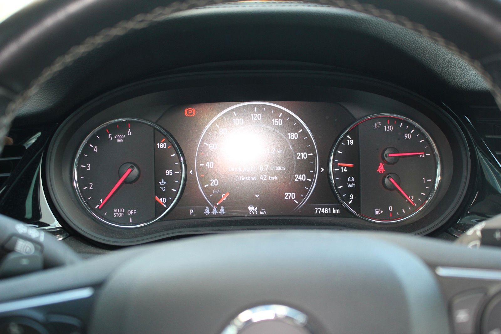 Fahrzeugabbildung Opel INSIGNIA B SPORTS TOURER GSi 4x4
