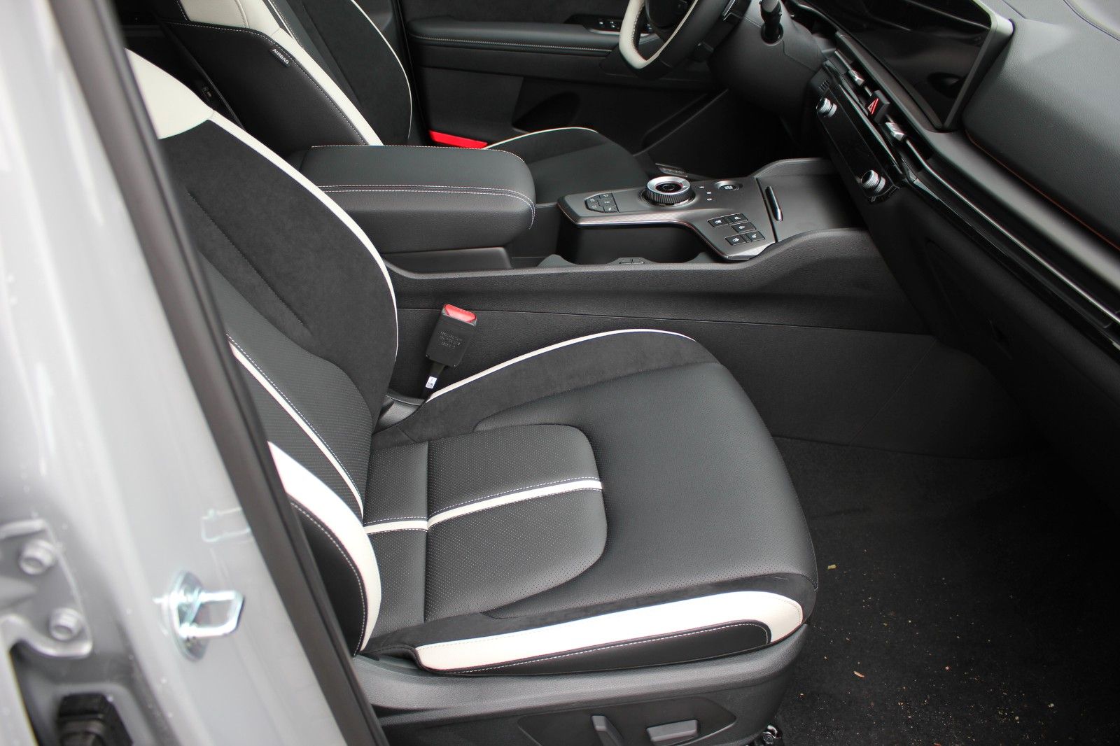 Fahrzeugabbildung Kia SPORTAGE GT-LINE 4WD DCT GD SD DRIVE VFW