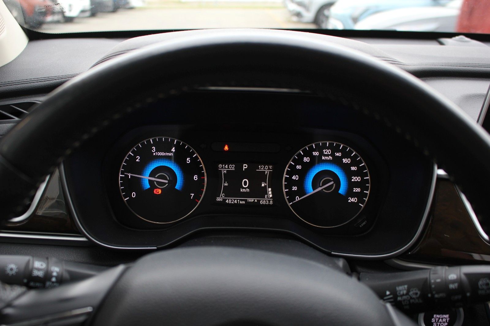 Fahrzeugabbildung DFSK FENGON 580 AUTOGAS