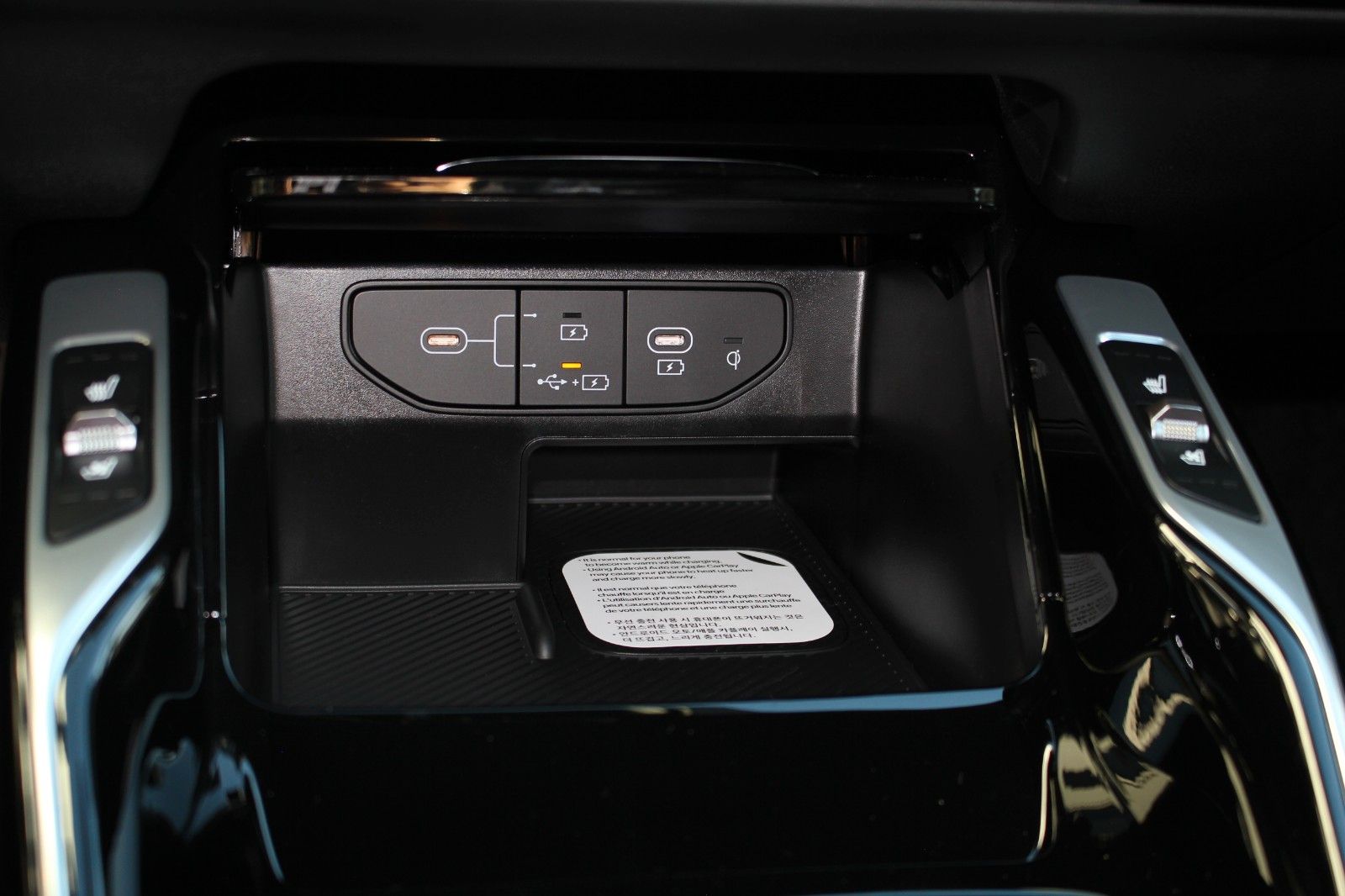 Fahrzeugabbildung Kia SORENTO PLATINUM 4WD NAPPA GLASDACH PREMIUM