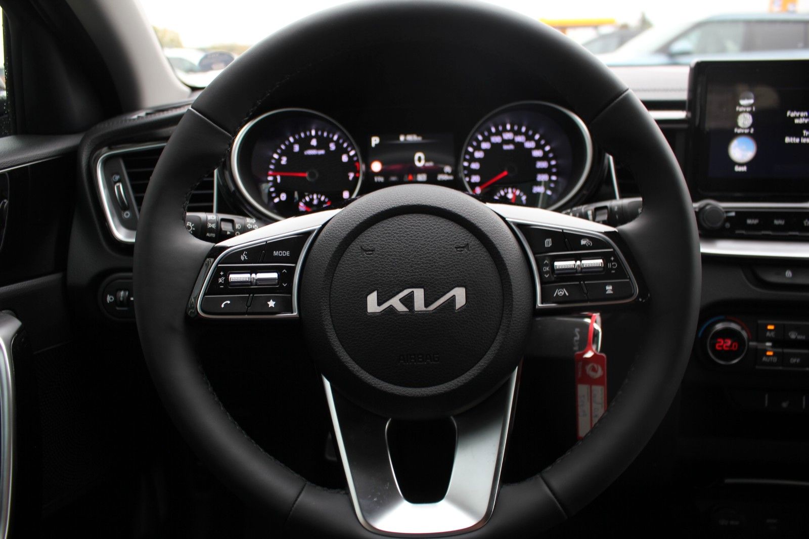 Fahrzeugabbildung Kia CEED SW 1.5 T-GDI DCT VISION KOMFORT PLUS