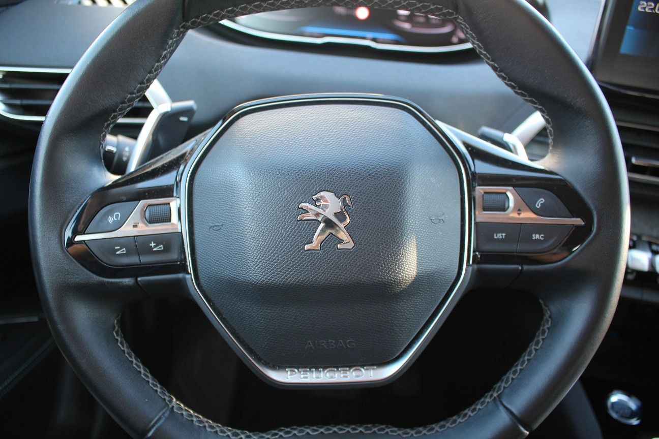 Fahrzeugabbildung Peugeot 3008 ALLURE PACK