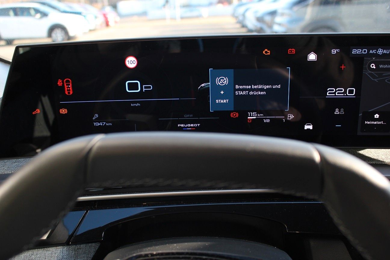 Fahrzeugabbildung Peugeot 3008 Hybrid 136 Allure