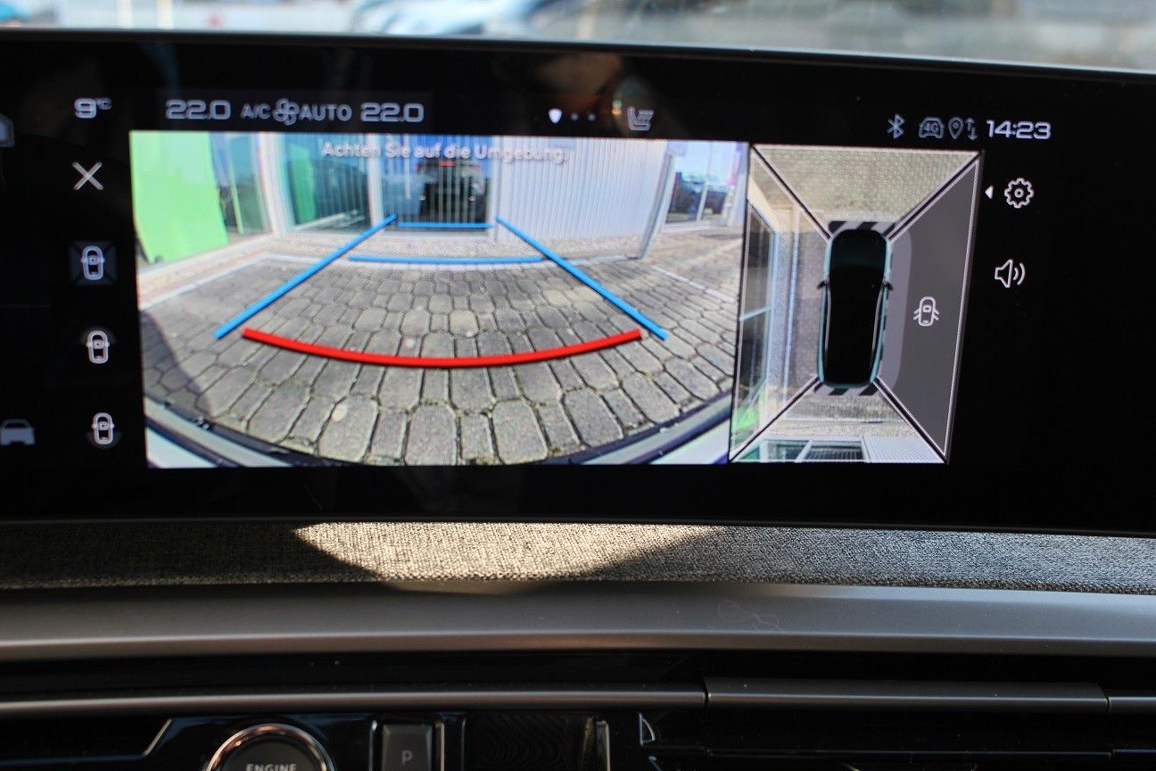 Fahrzeugabbildung Peugeot 3008 Hybrid 136 Allure