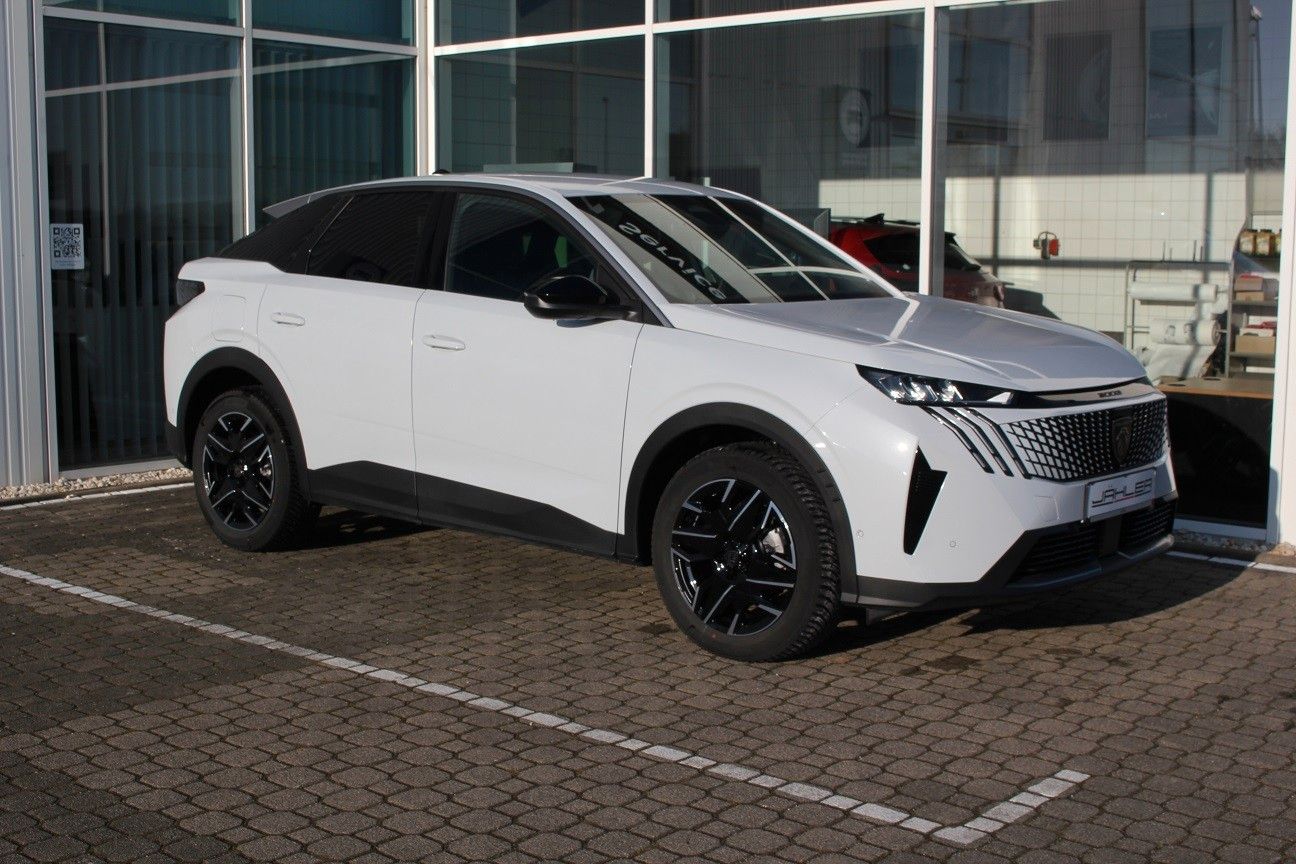 Fahrzeugabbildung Peugeot 3008 Hybrid 136 Allure