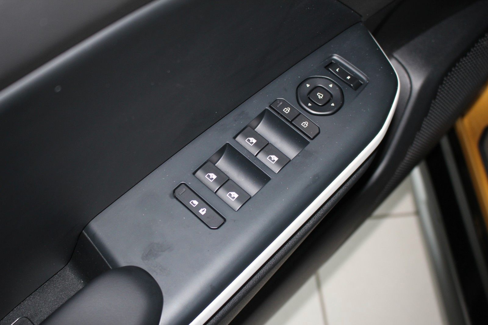 Fahrzeugabbildung Kia K4 GT-LINE DCT DRIVE WISE SITZ DESIGN SOUND