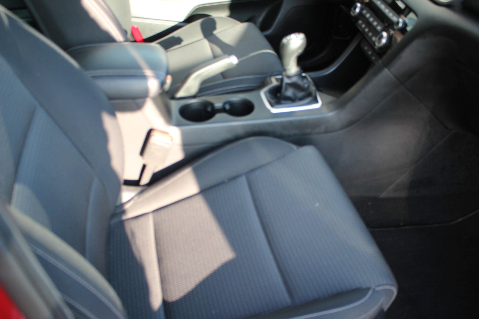 Fahrzeugabbildung Kia SPORTAGE DREAM TEAM EDITION 2WD