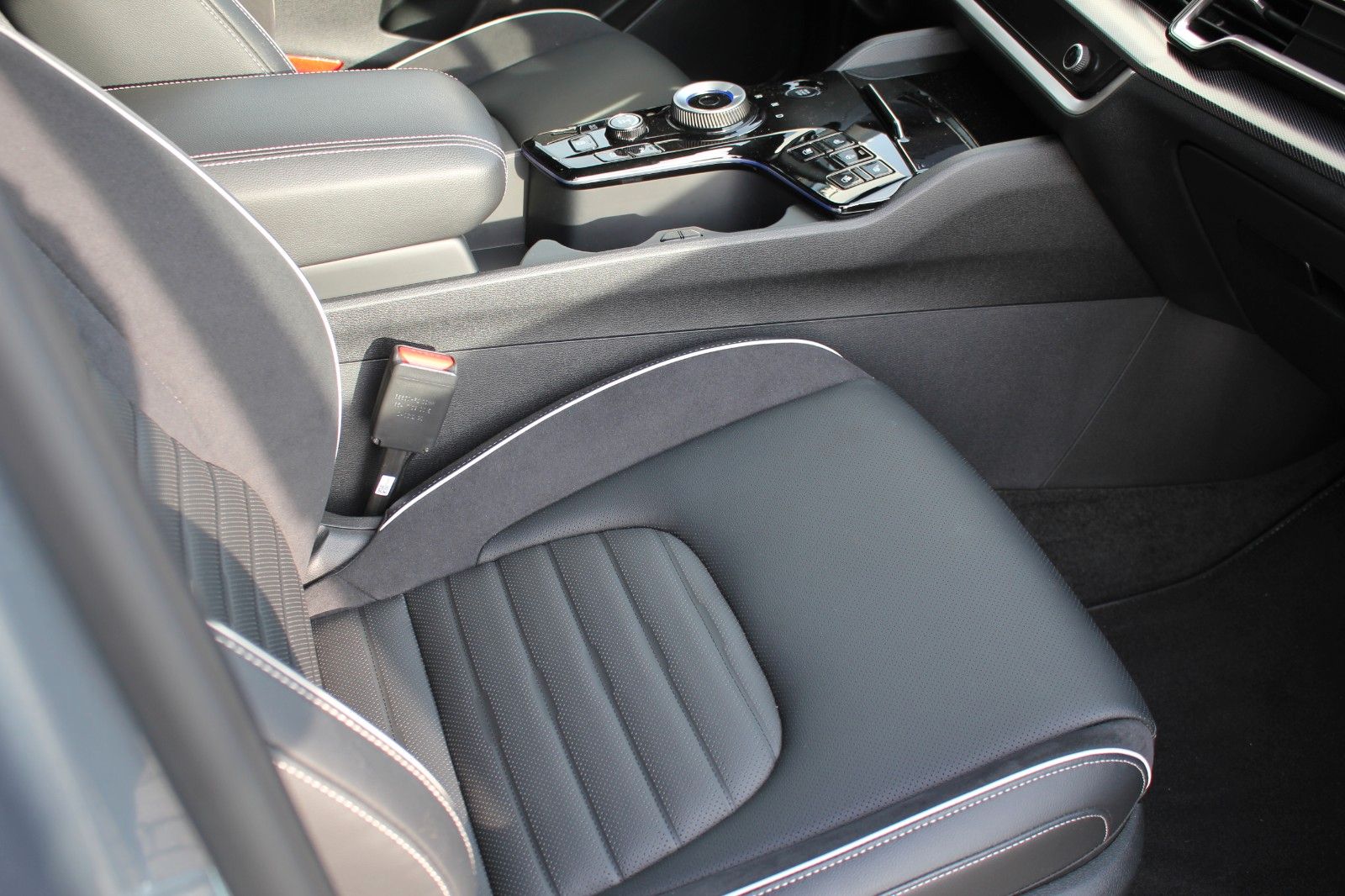 Fahrzeugabbildung Kia SPORTAGE GT-LINE 4WD DCT DRIVE WISE SOUND PAKET