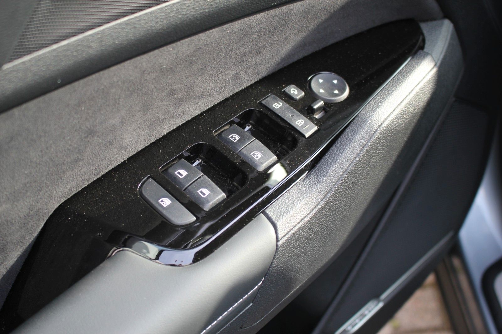 Fahrzeugabbildung Kia SPORTAGE GT-LINE 4WD DCT DRIVE WISE SOUND PAKET