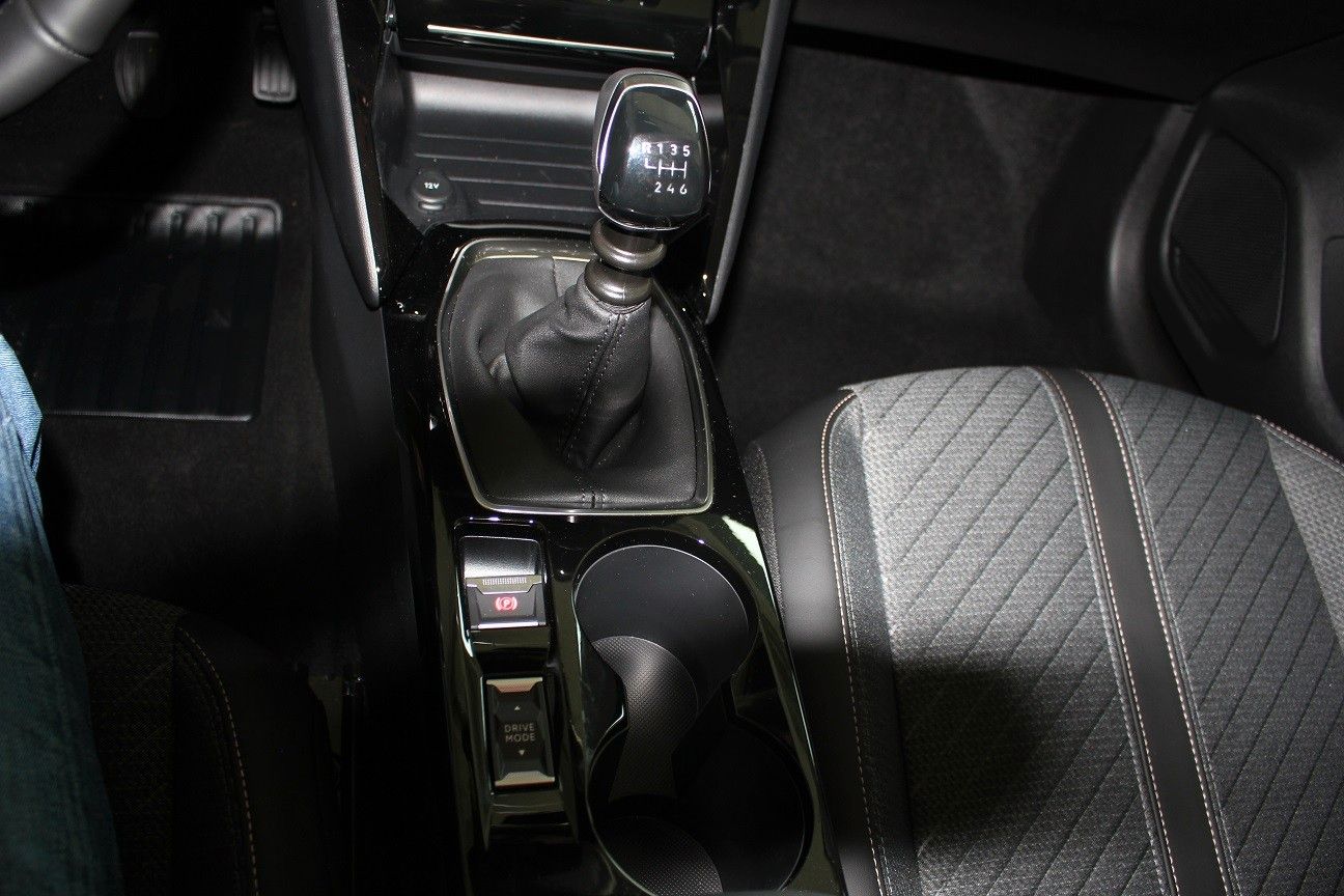 Fahrzeugabbildung Peugeot 208 Allure