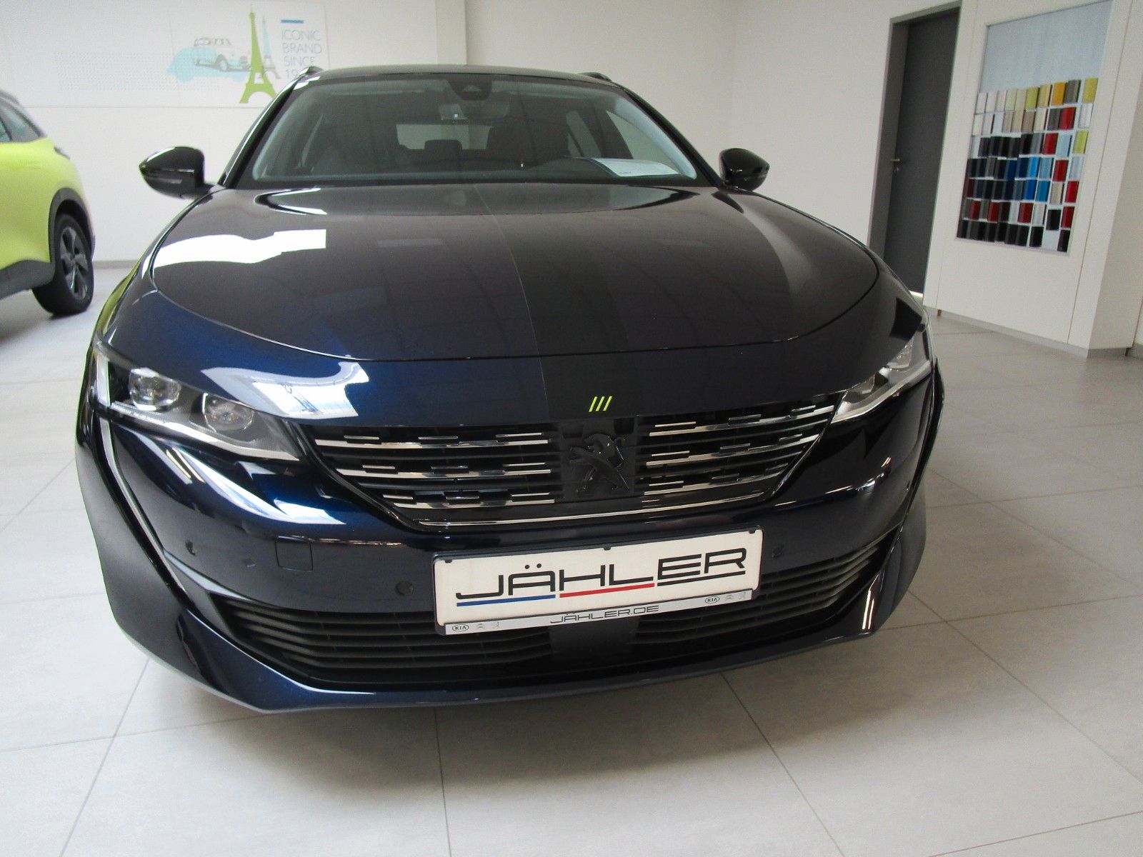Fahrzeugabbildung Peugeot 508 SW Hybrid 225 Allure Pack / MB-Design