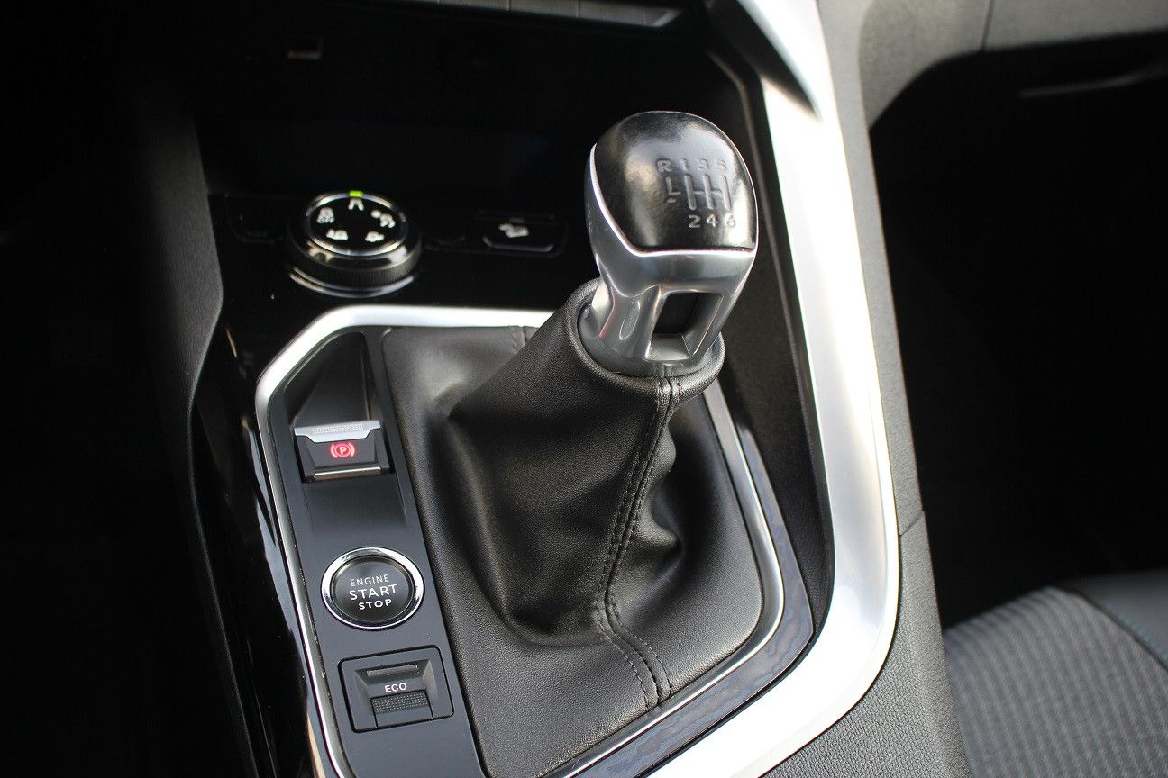 Fahrzeugabbildung Peugeot 3008 Allure