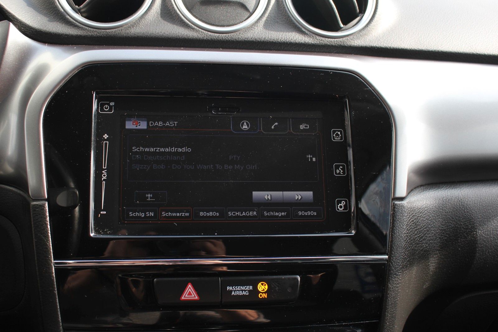 Fahrzeugabbildung Suzuki VITARA 1.4 COMFORT+ 4x4