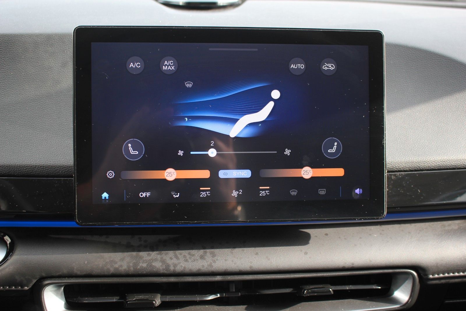 Fahrzeugabbildung BAIC X55 AUTOMATIK LEDER