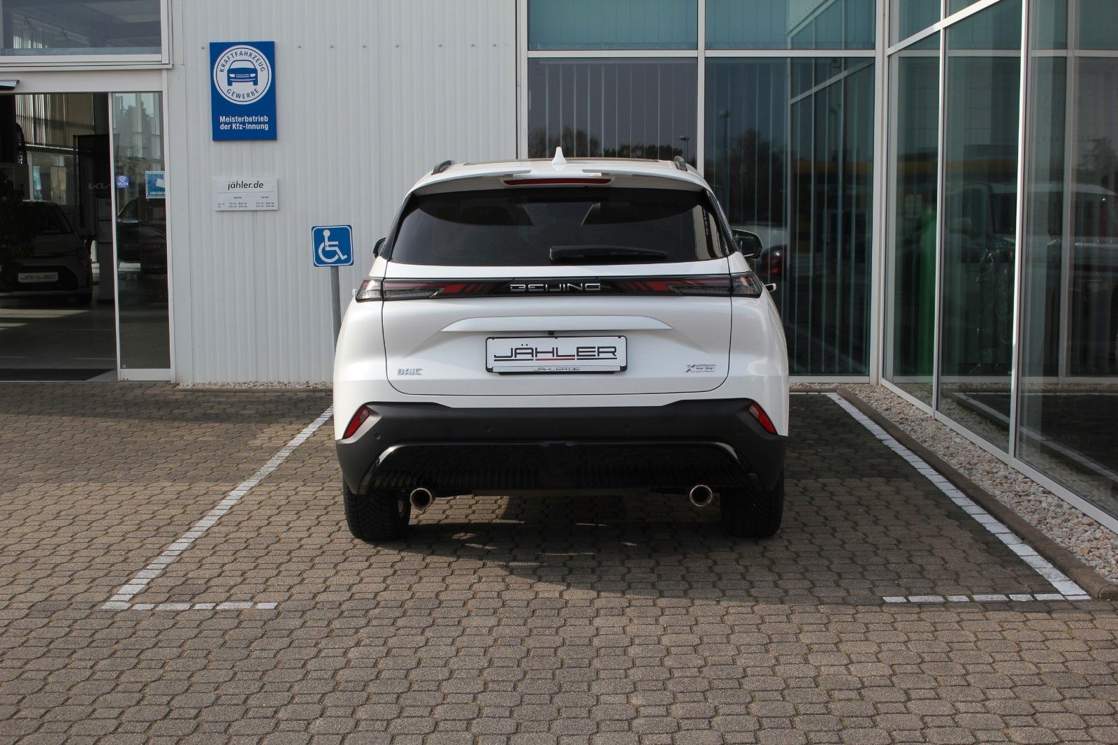 Fahrzeugabbildung BAIC X55 AUTOMATIK LEDER