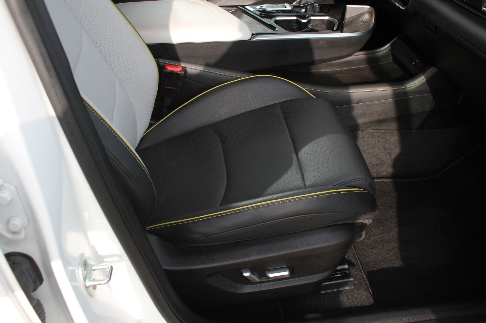 Fahrzeugabbildung BAIC X55 AUTOMATIK LEDER