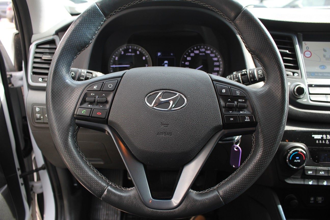 Fahrzeugabbildung Hyundai Tucson Advantage 4WD
