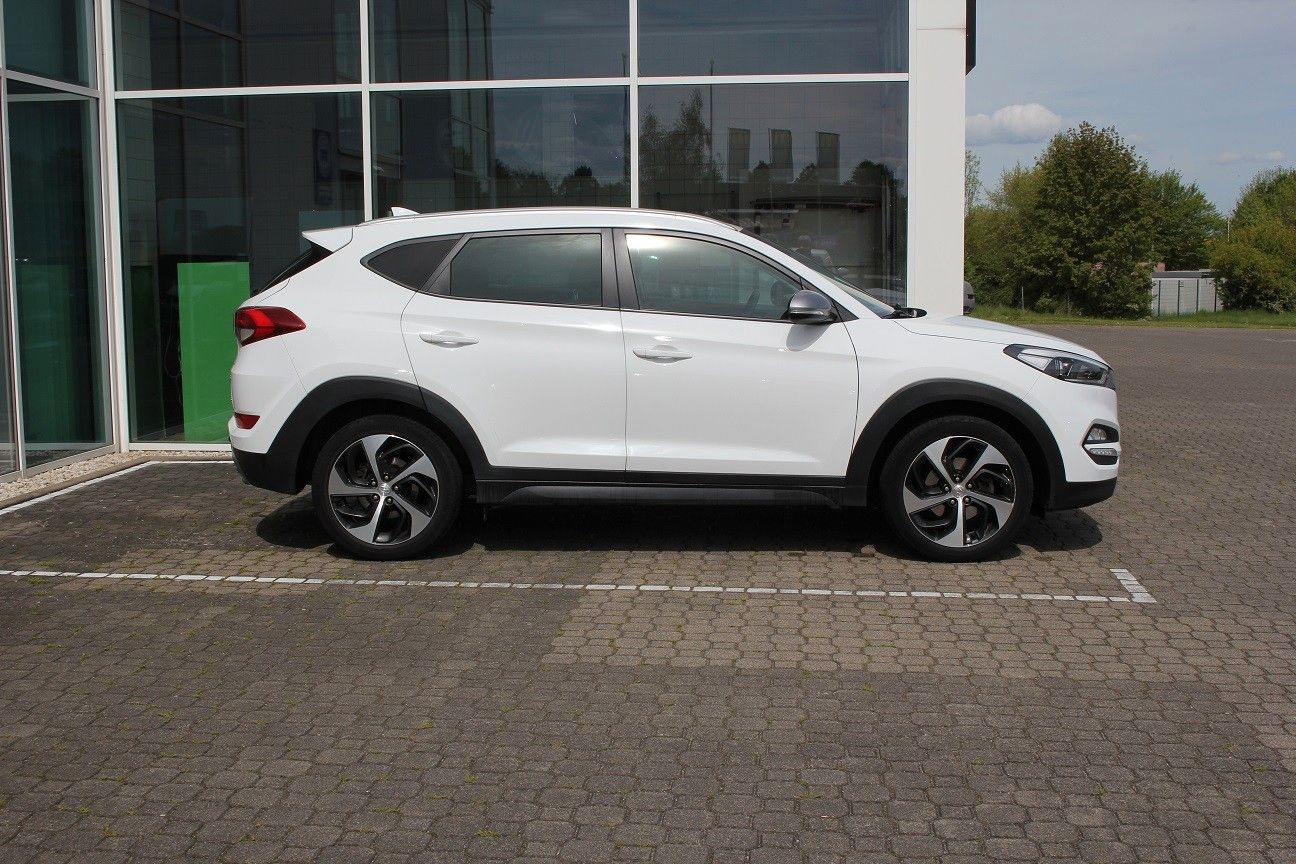 Fahrzeugabbildung Hyundai Tucson Advantage 4WD
