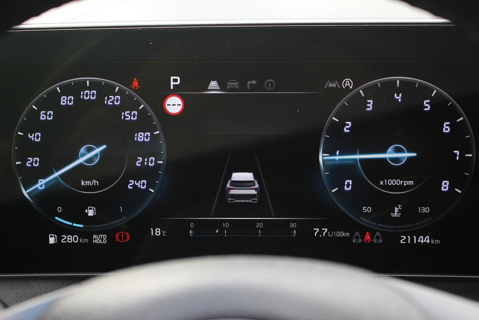 Fahrzeugabbildung Kia SPORTAGE NIGHTLINE EDITION DCT GLASDACH