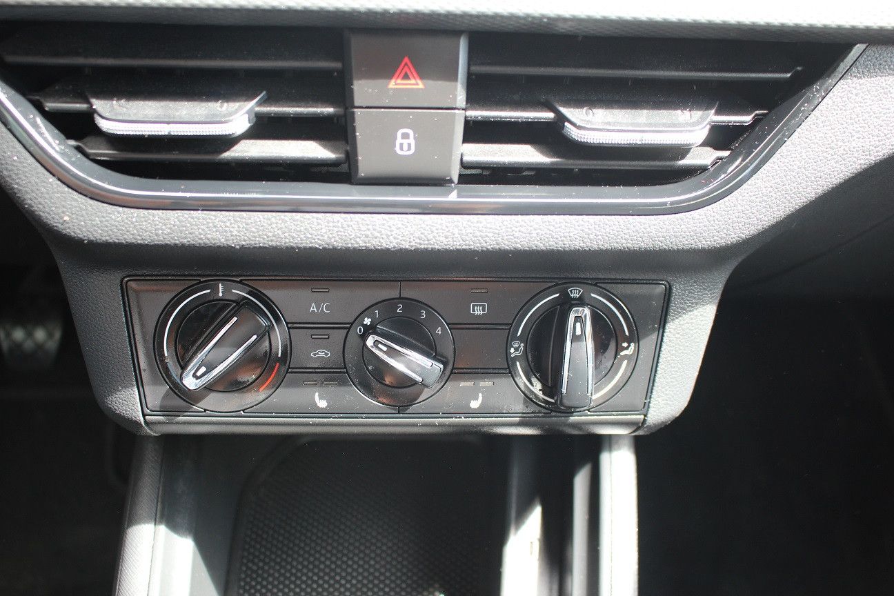 Fahrzeugabbildung SKODA SCALA ACTIVE