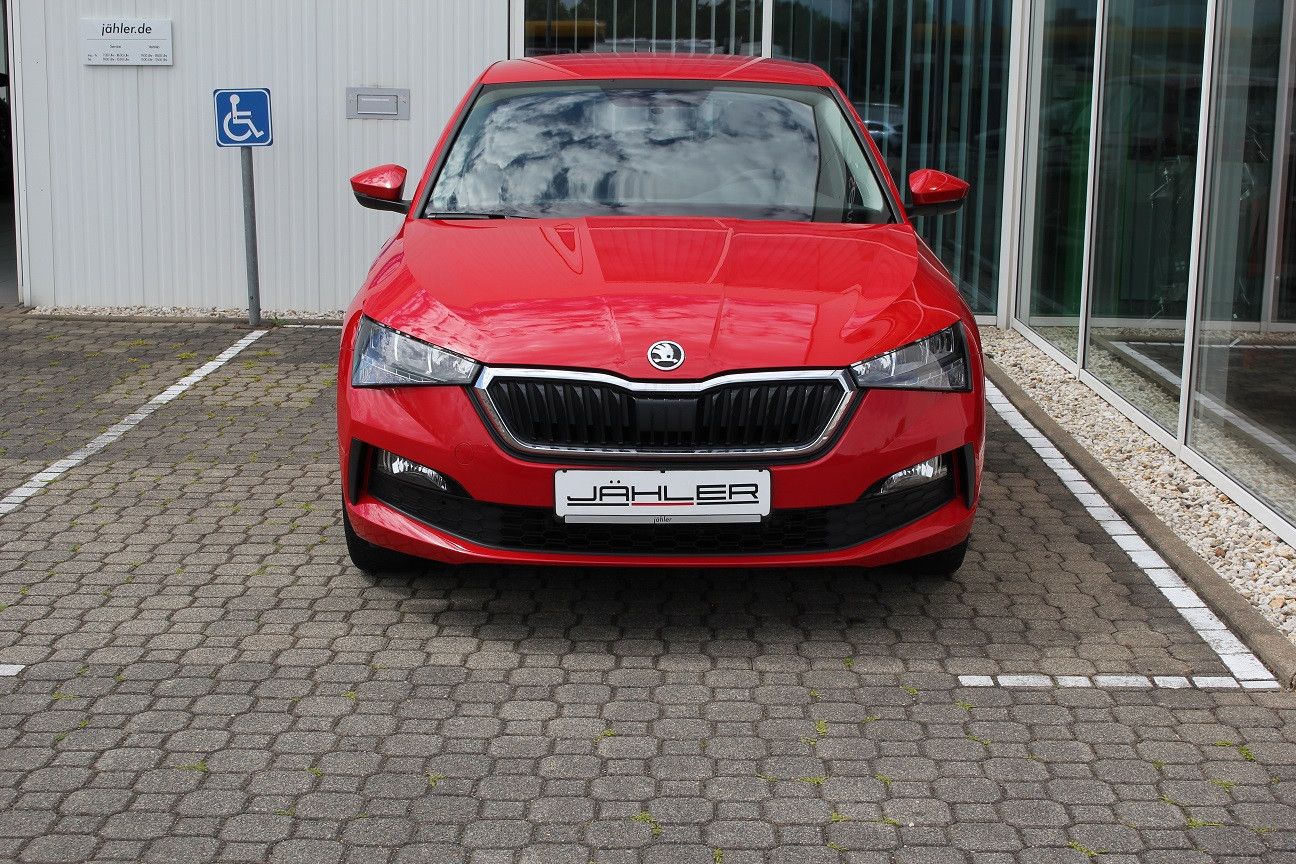 Fahrzeugabbildung SKODA SCALA ACTIVE