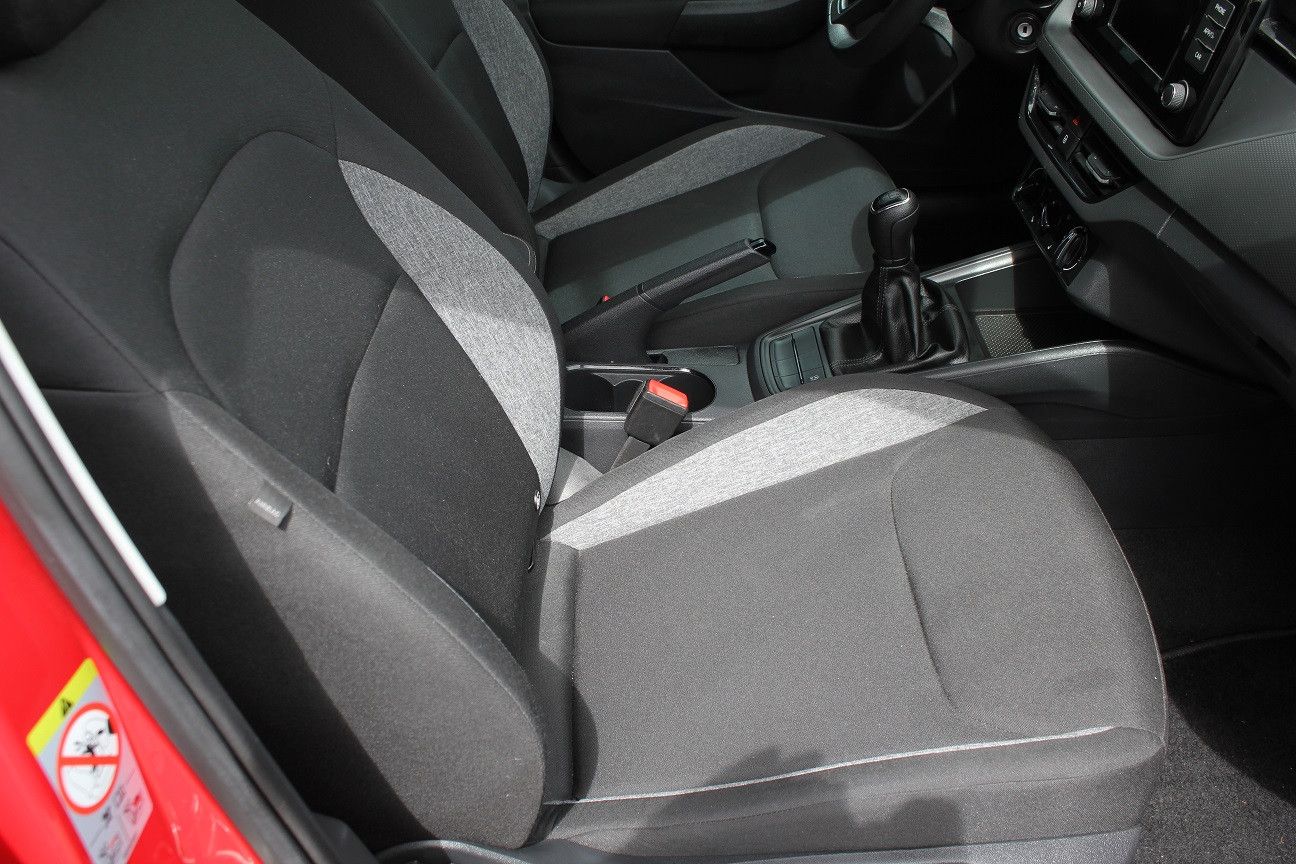 Fahrzeugabbildung SKODA SCALA ACTIVE