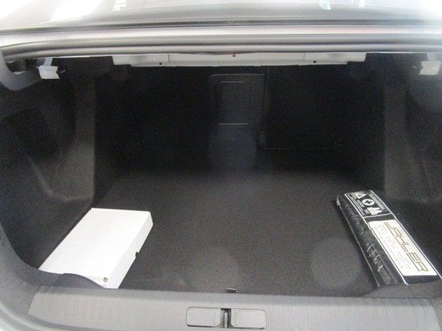 Fahrzeugabbildung Citroën C4 X e-Shine