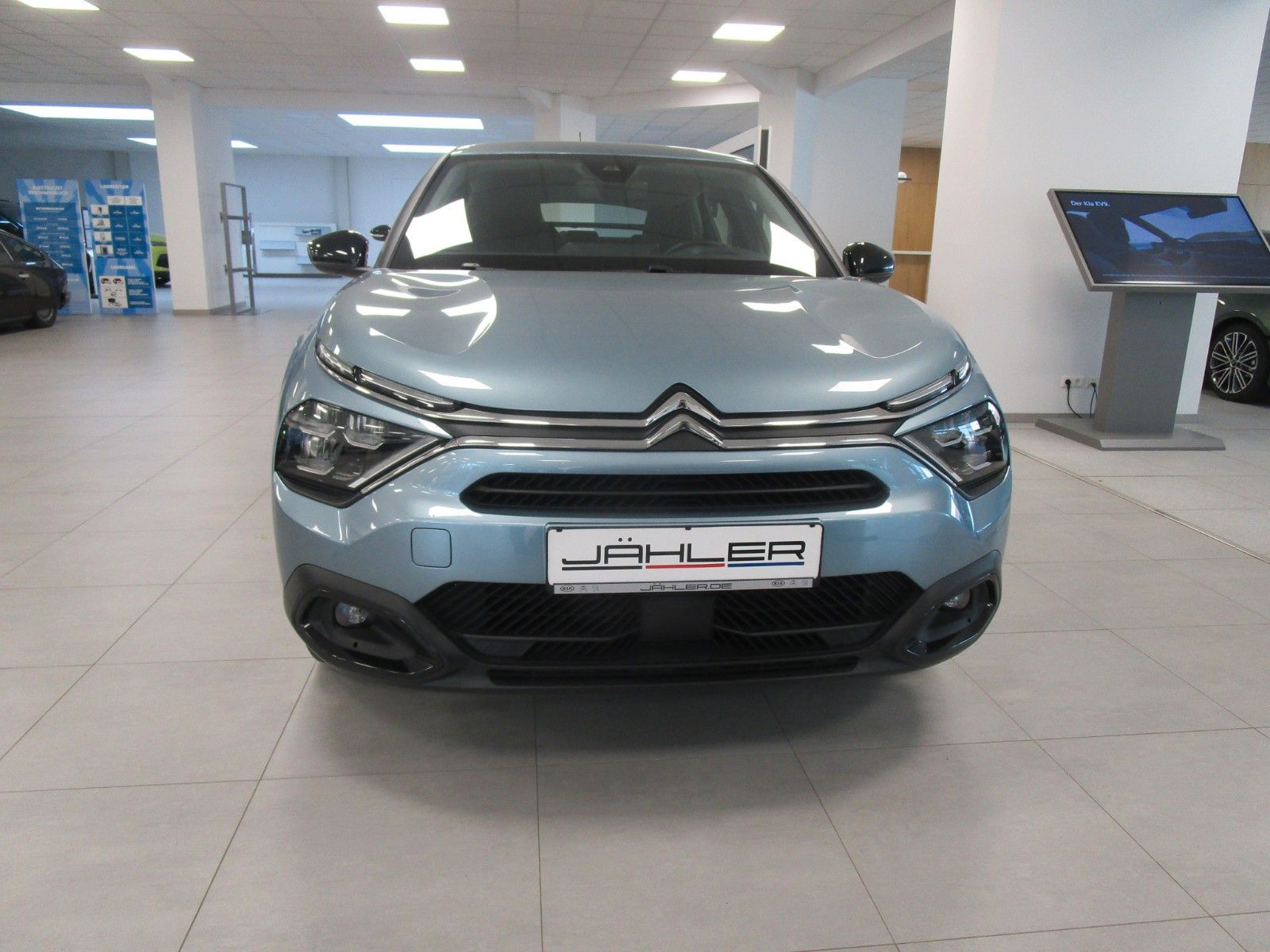 Fahrzeugabbildung Citroën C4 Lim. Feel Pack EAT8
