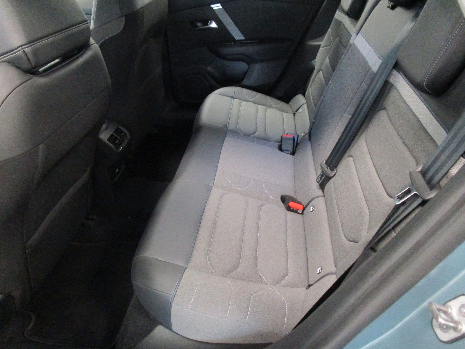 Fahrzeugabbildung Citroën C4 Lim. Feel Pack EAT8