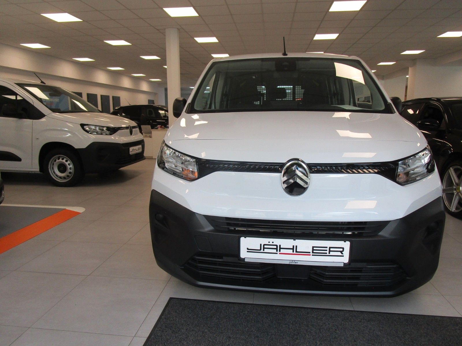 Fahrzeugabbildung Citroën Berlingo Doppelkabine
