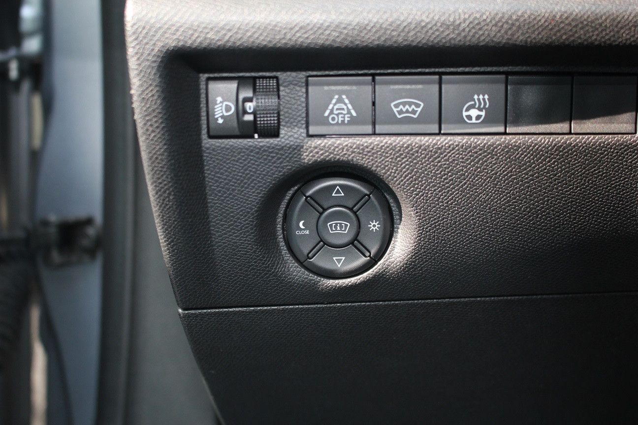 Fahrzeugabbildung Citroën C4 Lim. Shine