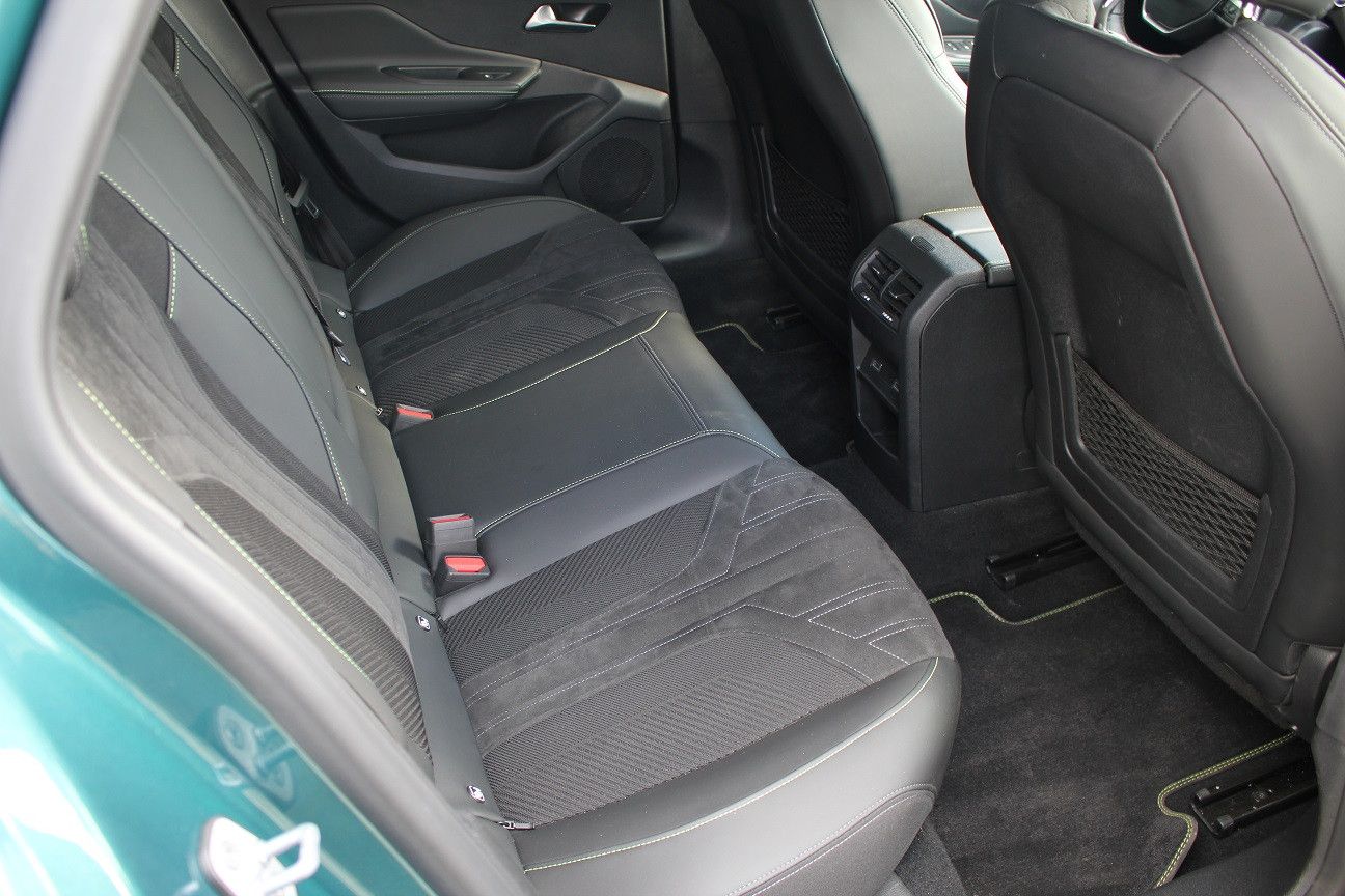 Fahrzeugabbildung Peugeot 308 SW GT