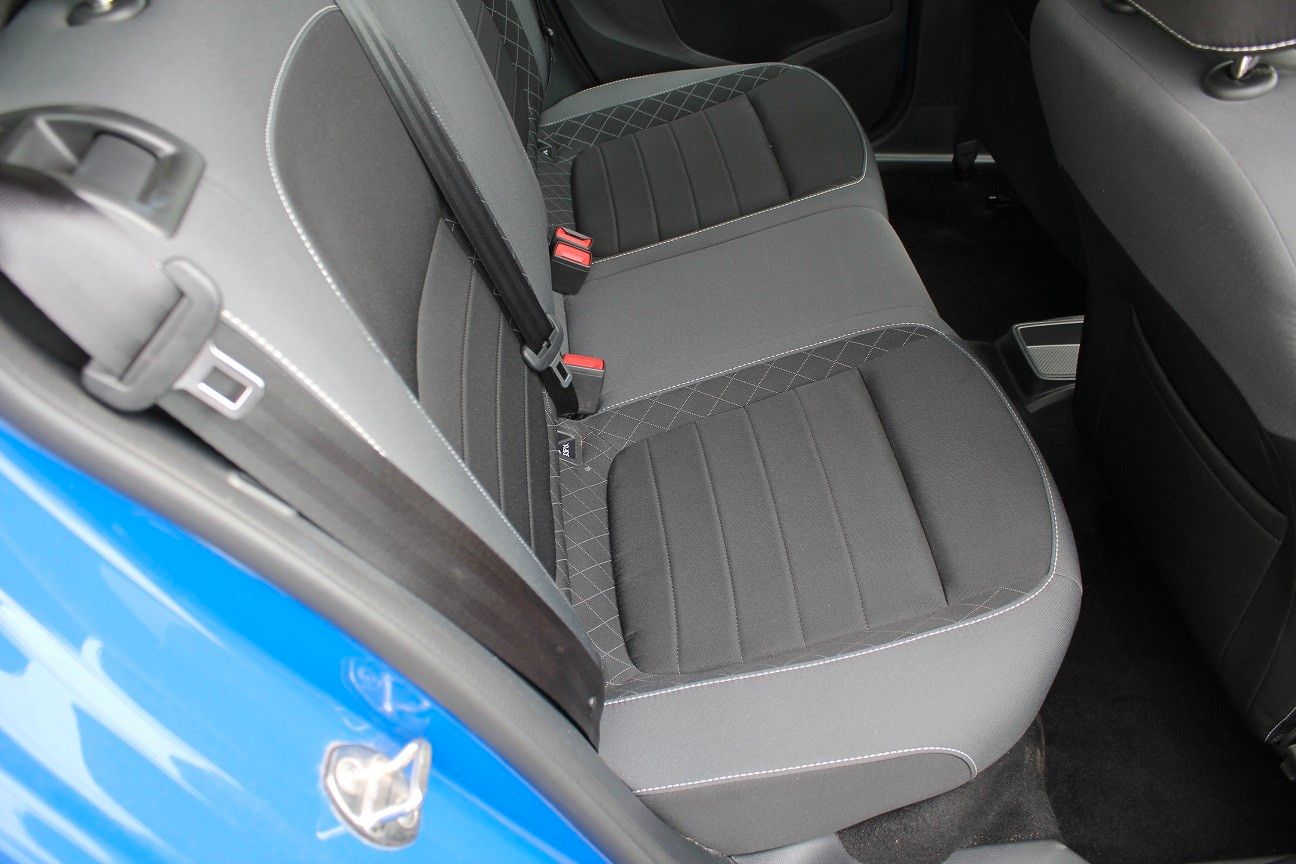 Fahrzeugabbildung SKODA FABIA COMBI AMBITION