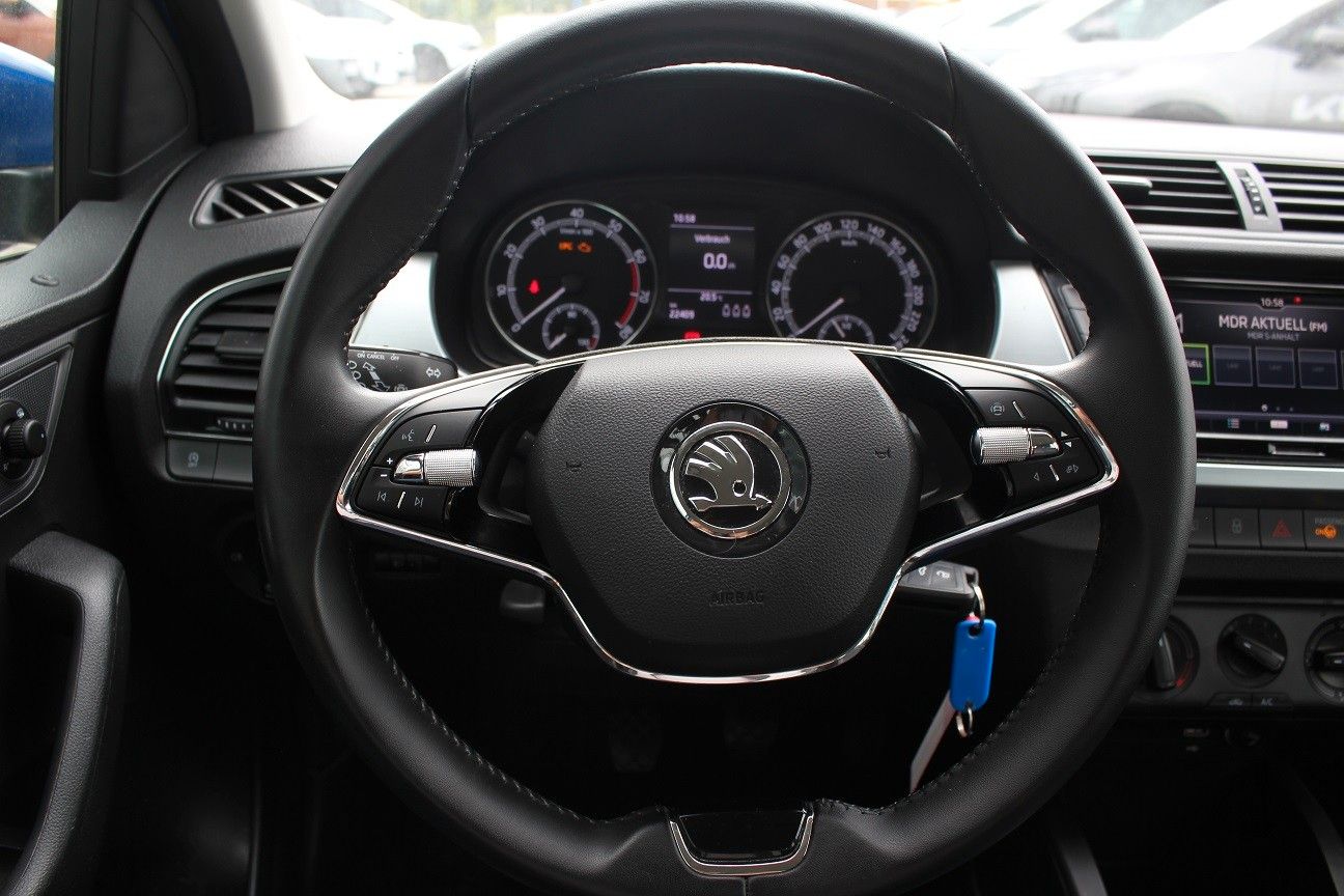 Fahrzeugabbildung SKODA FABIA COMBI AMBITION