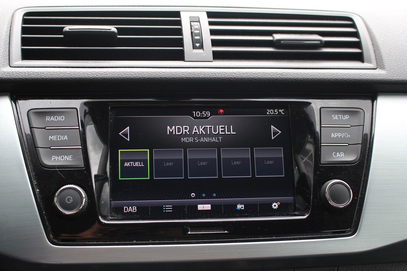 Fahrzeugabbildung SKODA FABIA COMBI AMBITION