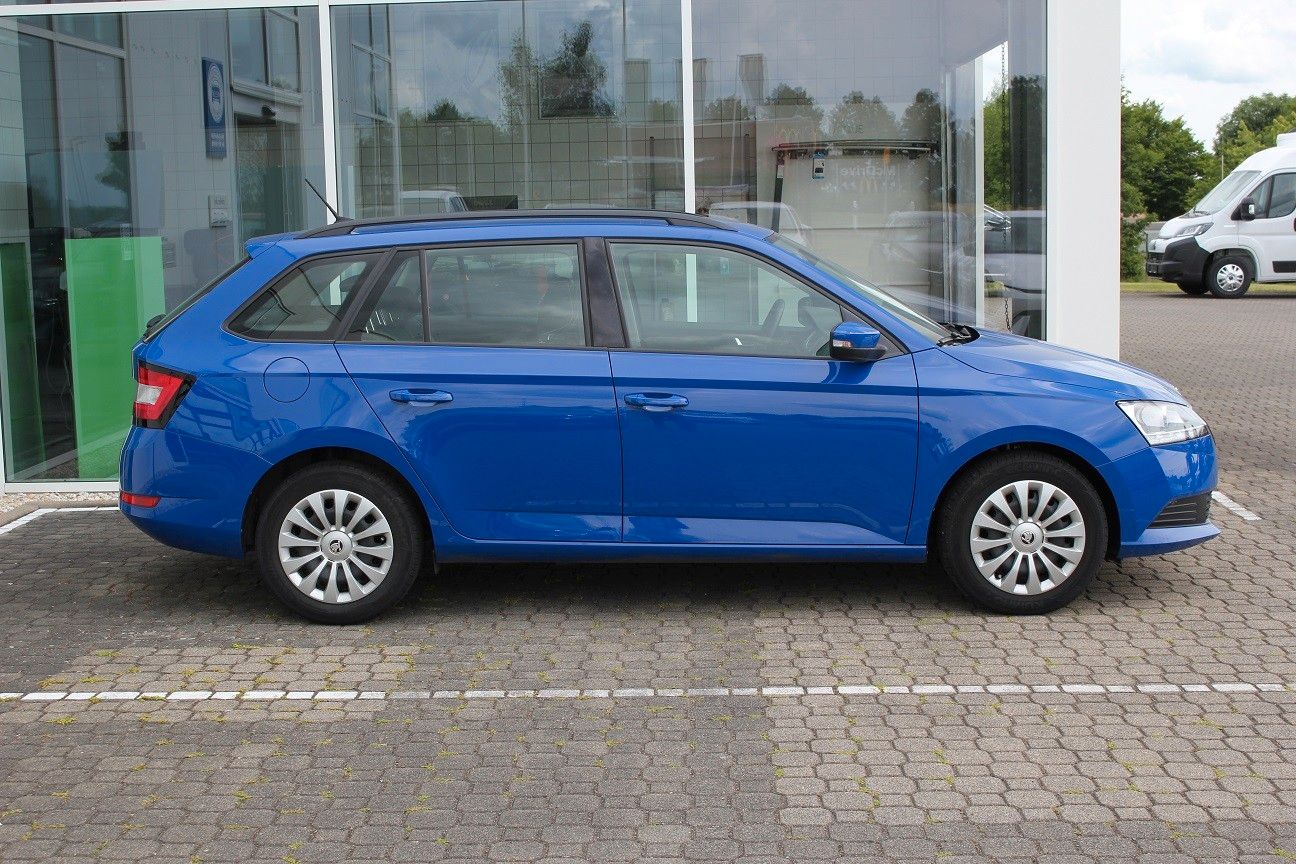 Fahrzeugabbildung SKODA FABIA COMBI AMBITION